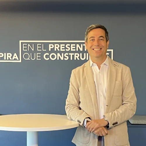 Portrait of Carlos Bello, Innovation Director.