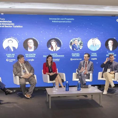 Image from the Innovation Trends Forum in the Tourism Sector.
