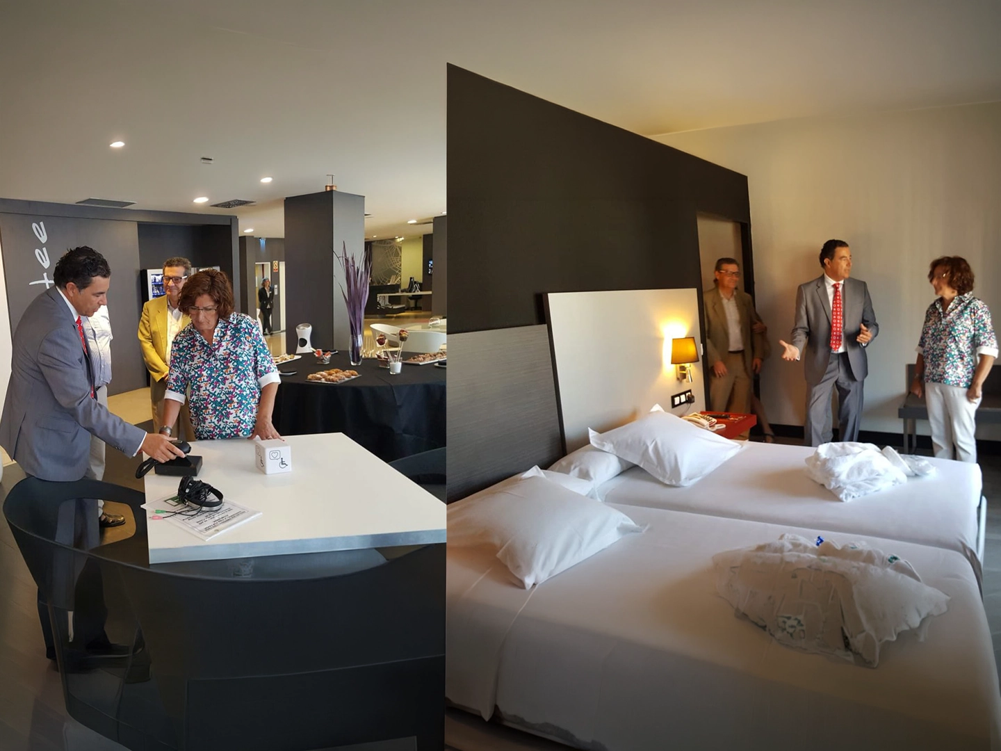 Dos escenas de una visita a un hotel accesible. A la izquierda, varias personas observan una demostración junto a una mesa con dispositivos y material informativo en una zona común del establecimiento. A la derecha, varias personas recorren una habitación con dos camas individuales y equipamiento adaptado, mientras una persona realiza explicaciones sobre las características del espacio. El entorno presenta una decoración contemporánea con iluminación cálida y mobiliario funcional.
